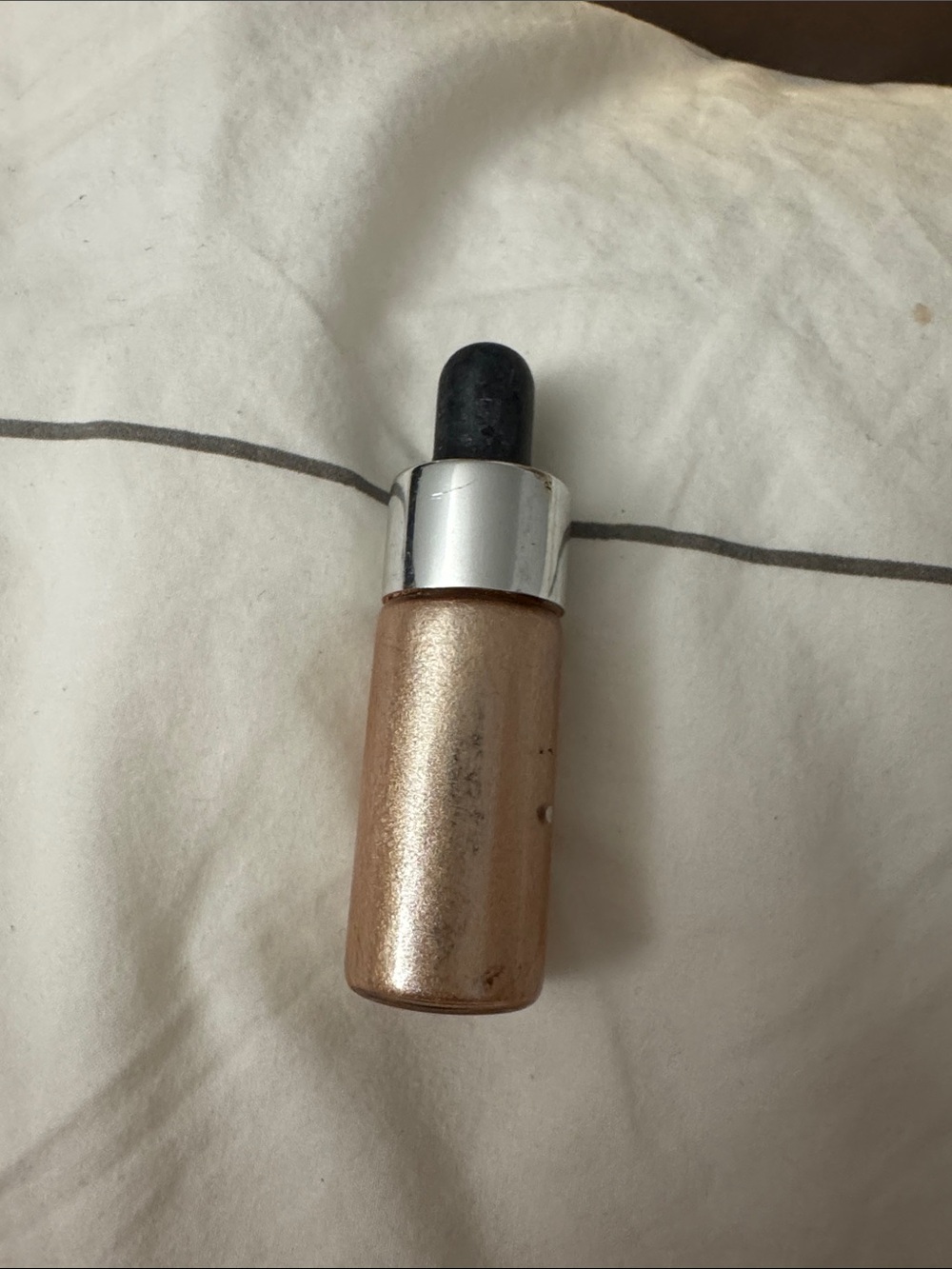 Liquid Highlighter Glow Drops - Champagne